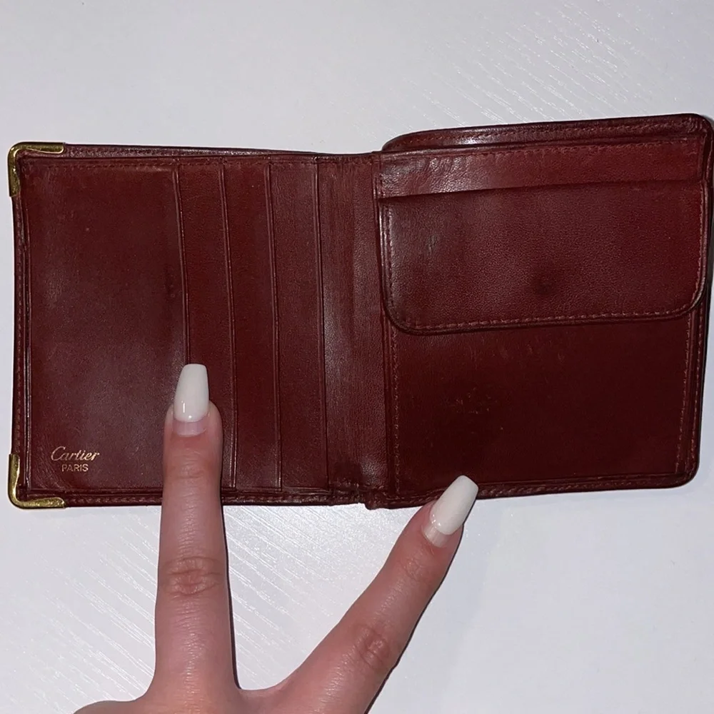 Cartier Burgundy Men’s Bifold Wallet ✨